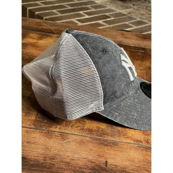 NEW YORK YANKEES NEW ERA HAT 9FORTY Gray SNAPBACK ADJUSTABLE MLB BASEBALL CAP - Picture 2 of 7